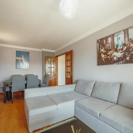 Apartamento Sea Side By Vacationy