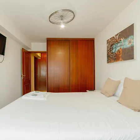 Apartamento Sea Side By Vacationy