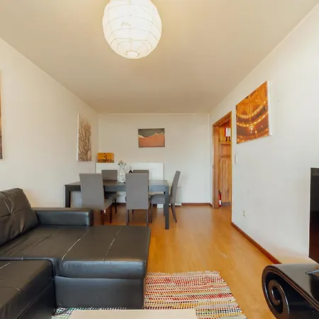 Apartamento Sea Side By Vacationy